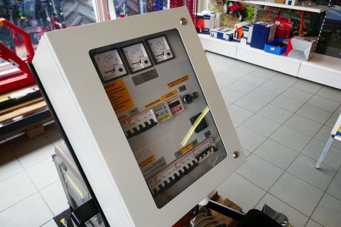 [3600-5956728-6.jpg]