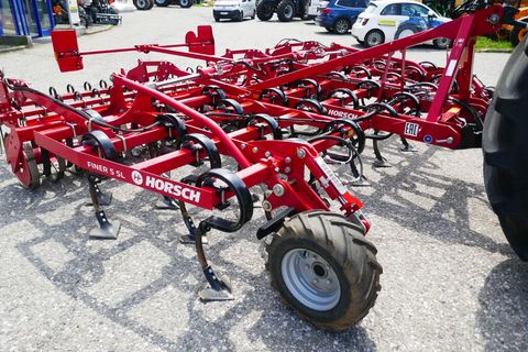 [3600-5965251-11.jpg]