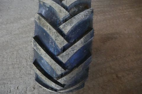 [3600-5969972-1.jpg]