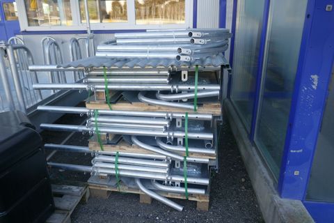 [3600-5981740-1.jpg]