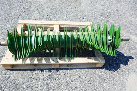 [3600-6025468-2.jpg]