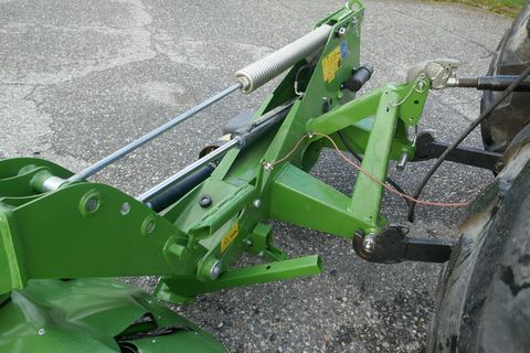 [3600-6091098-5.jpg]