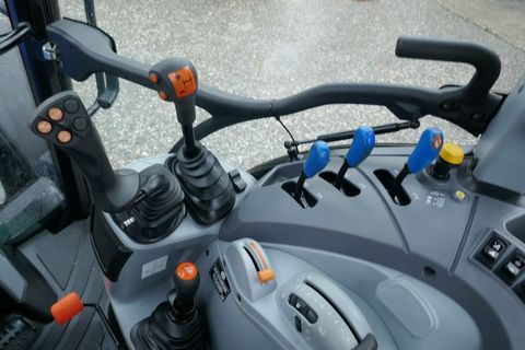 [3600-6136656-5.jpg]