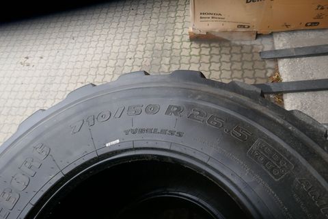 [3600-6210399-0.jpg]