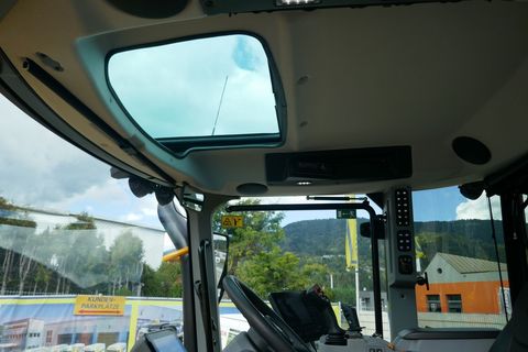 [3600-6238784-15.jpg]