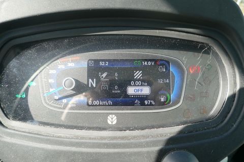 [3600-6376602-11.jpg]