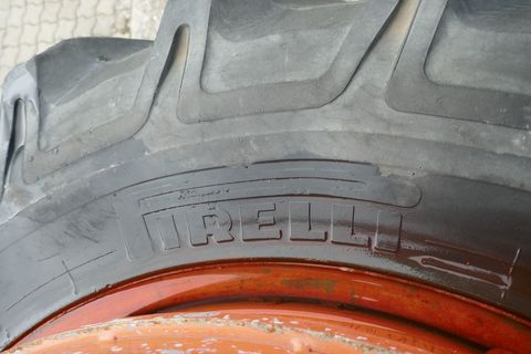 [3600-6391378-3.jpg]