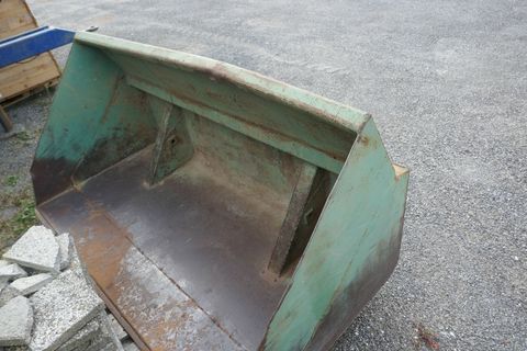 [3600-6395393-2.jpg]