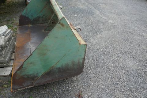 [3600-6395393-3.jpg]