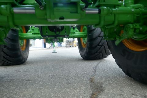 [3600-6482375-5.jpg]