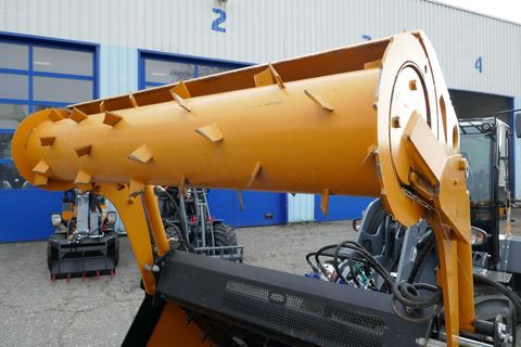 [3600-6484934-3.jpg]