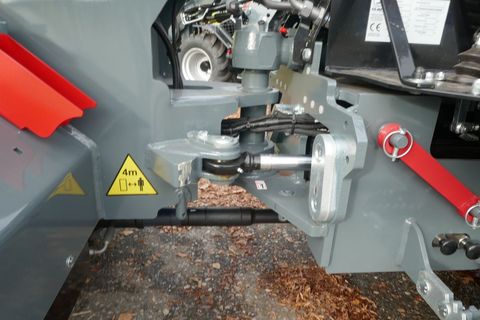 [3600-6492663-7.jpg]