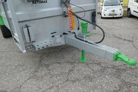 [3600-6526111-2.jpg]