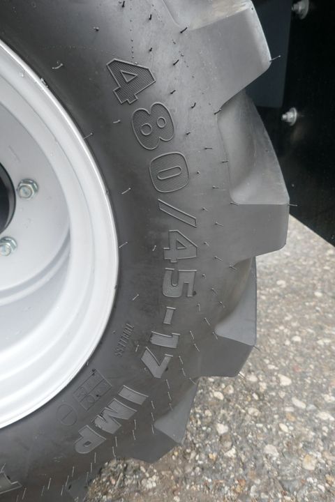 [3600-6535344-7.jpg]