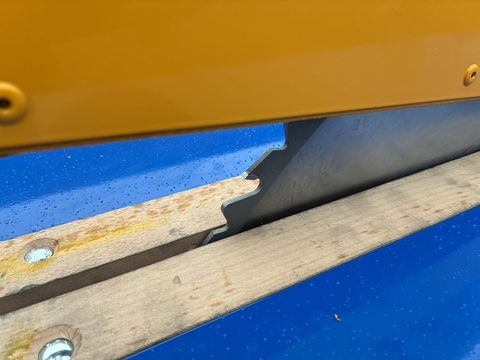 [3600-6541927-5.jpg]