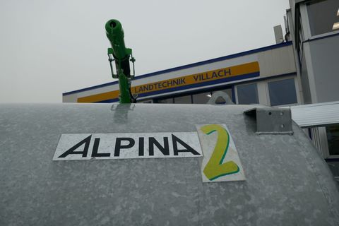 [3600-6550099-2.jpg]