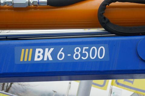 [3600-6559160-2.jpg]