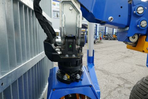 [3600-6559160-8.jpg]