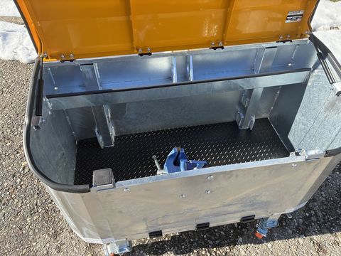 [3600-6663649-2.jpg]