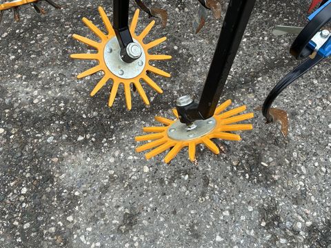 [3600-6700099-8.jpg]