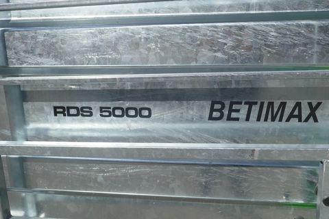 [3600-6712793-2.jpg]