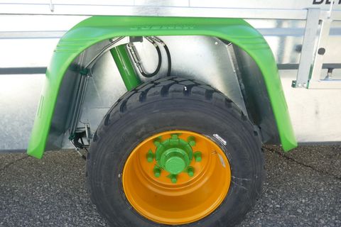 [3600-6712793-5.jpg]