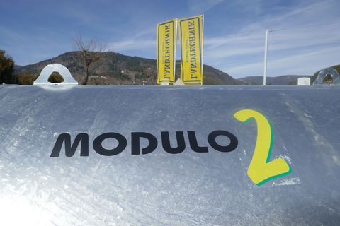 [3600-6754178-6.jpg]