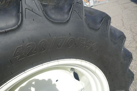 [3600-6765410-3.jpg]