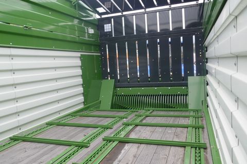 [3600-6765940-13.jpg]