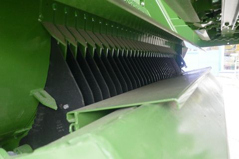 [3600-6765940-4.jpg]