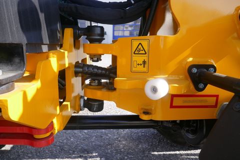 [3600-6769358-11.jpg]