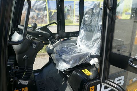 [3600-6769358-4.jpg]