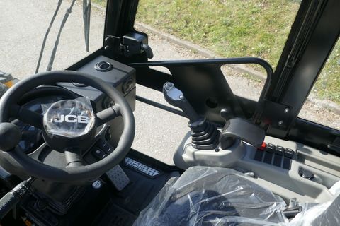 [3600-6769358-5.jpg]