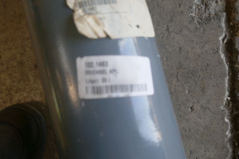[3600-6781603-7.jpg]