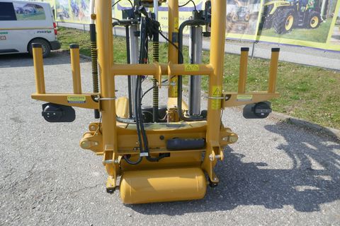 [3600-6794337-5.jpg]