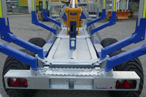 [3600-6808958-5.jpg]