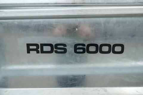 [3600-6827450-4.jpg]