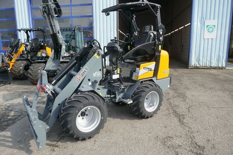 [3600-6828297-0.jpg]