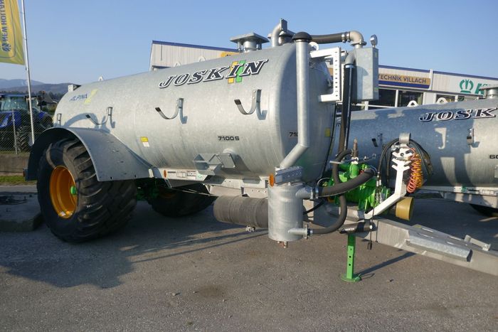 [3600-6848626-0_1.jpg]