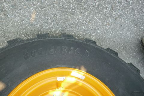[3600-6848626-2.jpg]