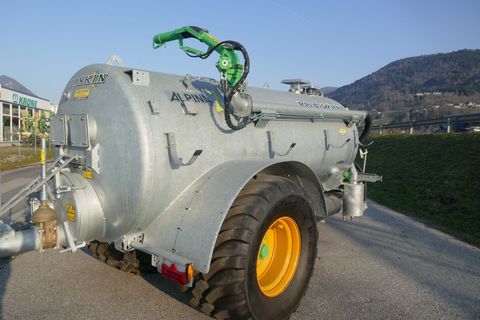 [3600-6860943-13.jpg]