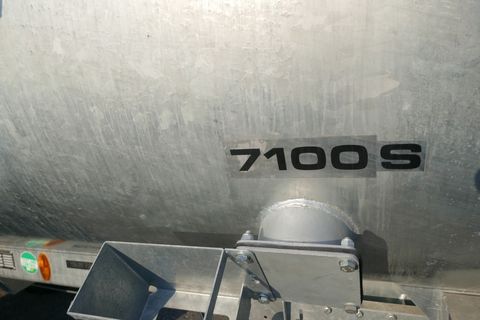 [3600-6860943-15.jpg]