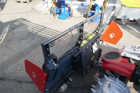 [3600-6887521-6.jpg]