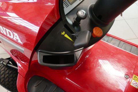 [3600-6887539-6.jpg]