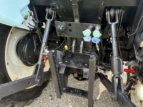 [3600-6887976-5.jpg]