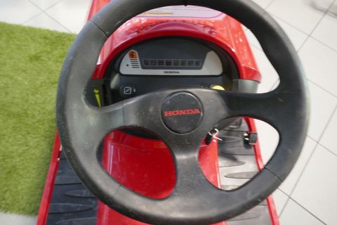 [3600-6902877-5.jpg]