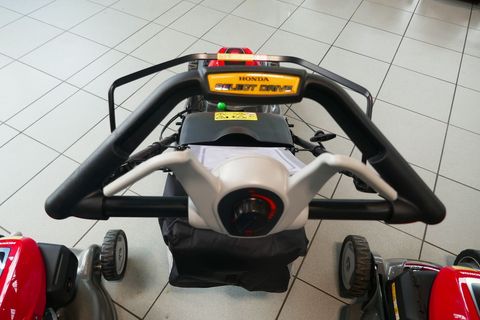 [3600-6933838-0.jpg]