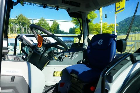 [3600-7097603-5.jpg]