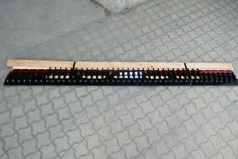[3600-7106923-0.jpg]
