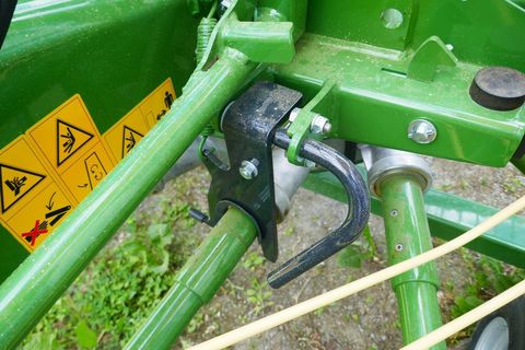 [3600-7117860-13.jpg]